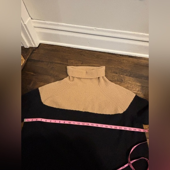 Nordstromom Signature Turtleneck Cashmere sweater - Picture 5 of 5